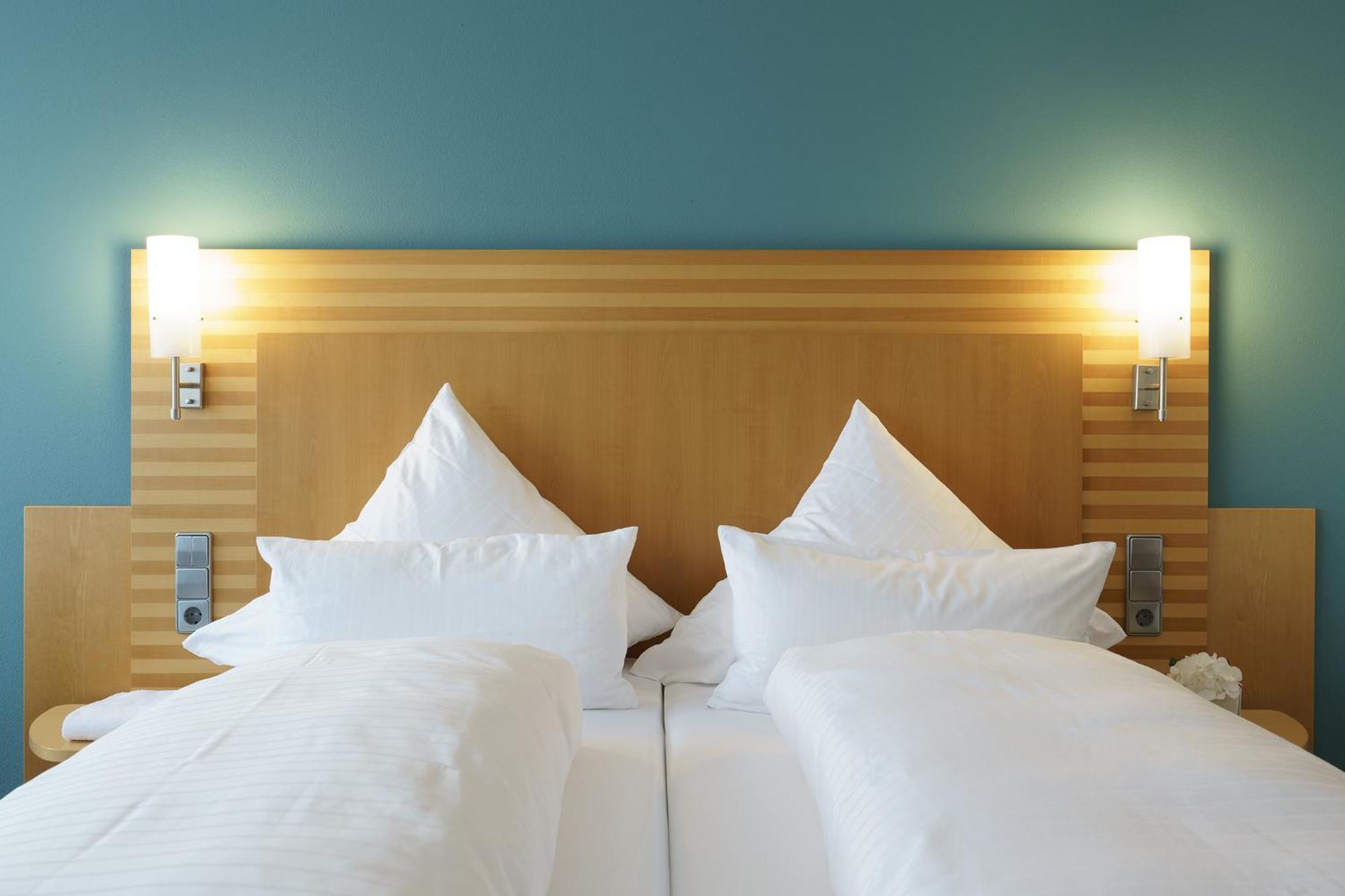 Hiller In Hotel 3*