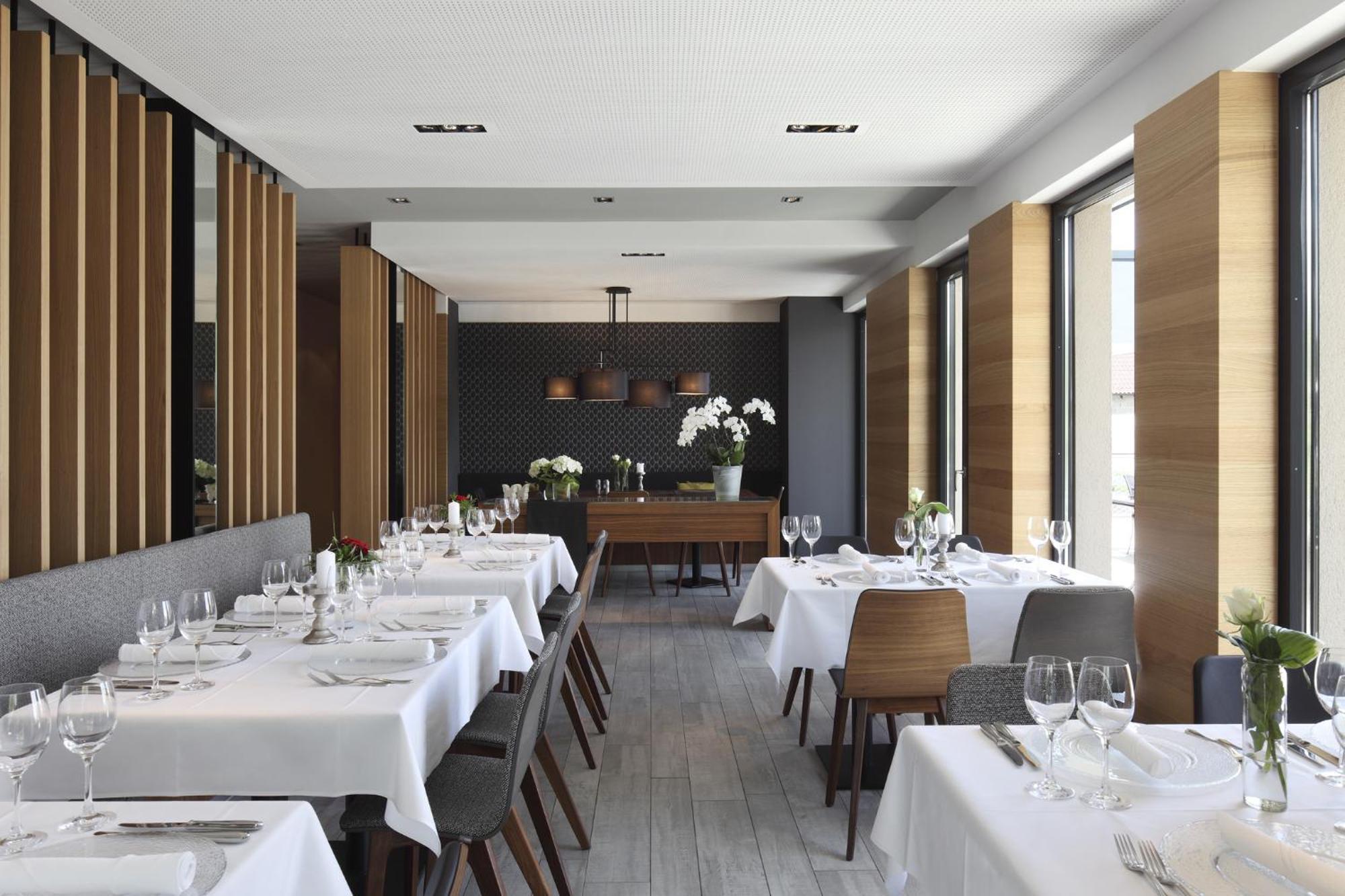 Hotel Hiller In 3*